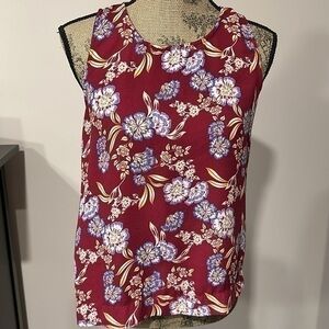 Maroon blue/white floral sleeveless tank top blouse size large